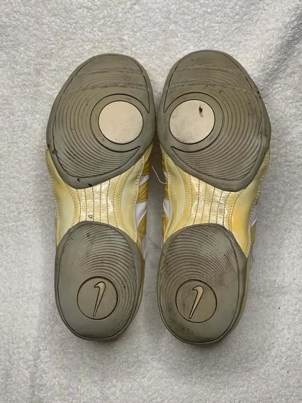 Women’s Nike Cheer Flash Cheerleading Sneakers, Size 9.5